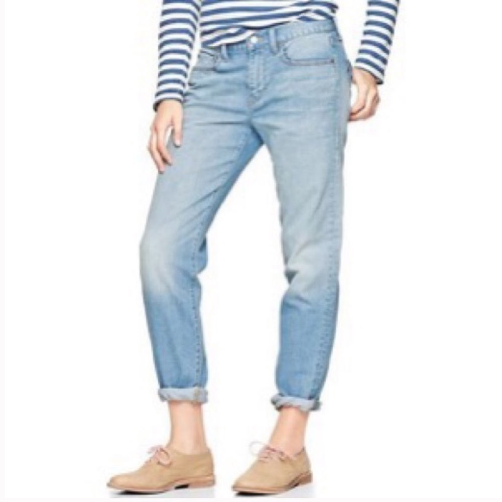 Gap 1969 sexy boyfriend crop Jeans size 26P